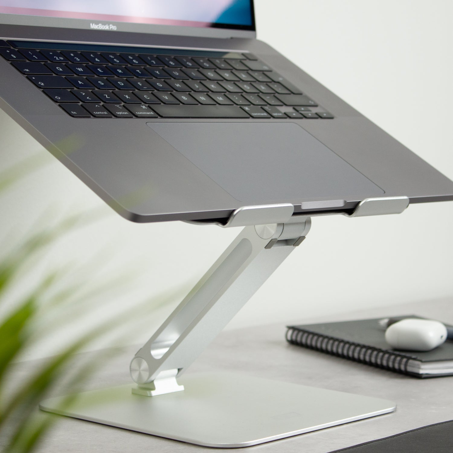 Supreme Datorställ V2